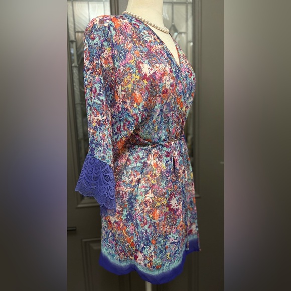 In Bloom Colorful Lace Trim Wrap Robe - Picture 3 of 11